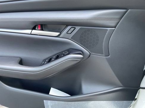 New 2026 MAZDA MAZDA3 2.5 S Sedan w/ Preferred Pkg FWD image 13