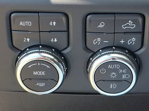 Used 2025 GMC Sierra 1500 AT4X AWD/4WD image 24