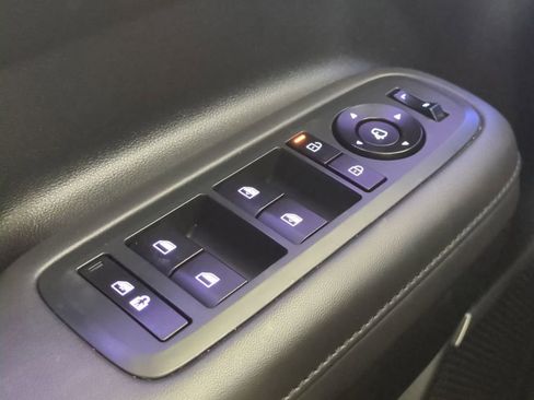 Used 2024 Hyundai Santa Fe Limited image 32