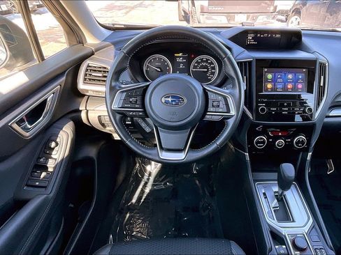 Certified 2023 Subaru Forester Premium image 5