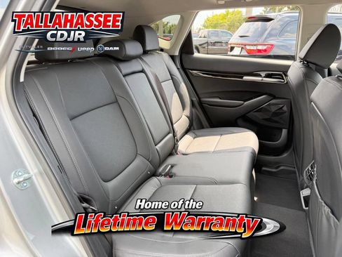 Used 2025 Kia Seltos EX w/ EX Sunroof Package FWD image 29