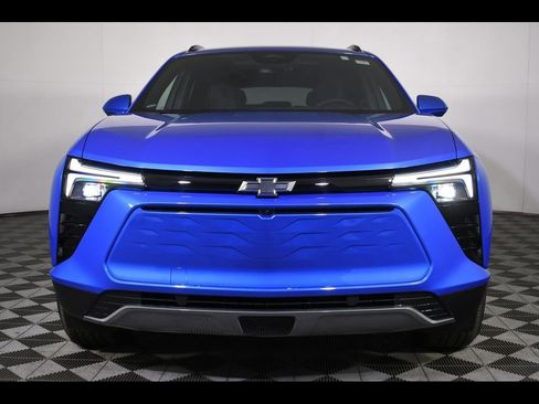 New 2025 Chevrolet Blazer EV LT image 11