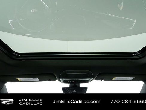 Certified 2024 Cadillac XT6 Sport w/ Technology Package image 19