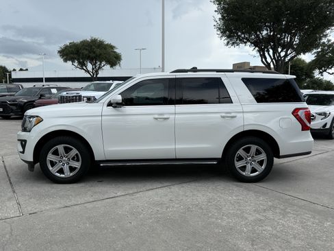 Used 2021 Ford Expedition XLT RWD image 8