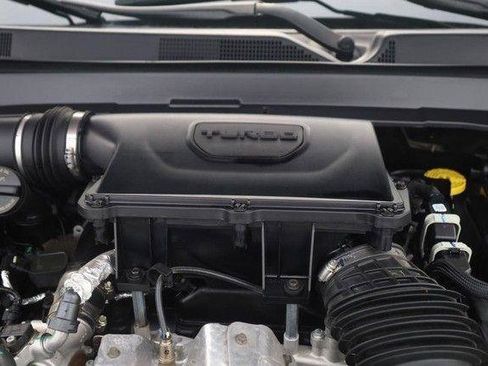 Used 2025 Jeep Compass Trailhawk AWD/4WD image 24