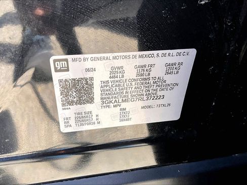 Used 2024 GMC Terrain SLE image 35