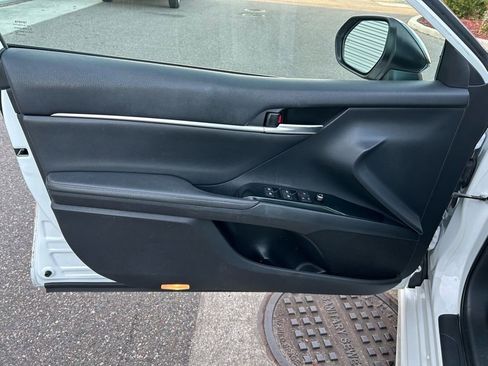Used 2019 Toyota Camry XSE w/ Driver Assist Package image 17
