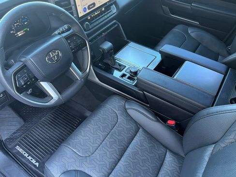 Used 2023 Toyota Sequoia SR5 w/ SR5 Premium Package AWD/4WD image 11