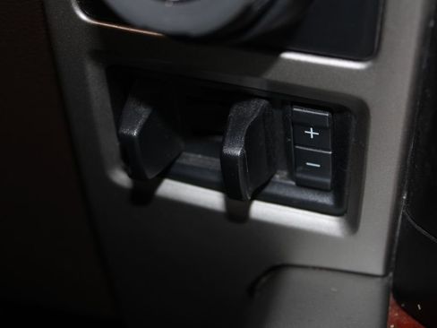 Used 2018 Ford F150 King Ranch w/ Equipment Group 601A Luxury image 44