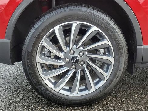 Certified 2023 Lincoln Corsair Reserve w/ Equipment Group 201A image 9