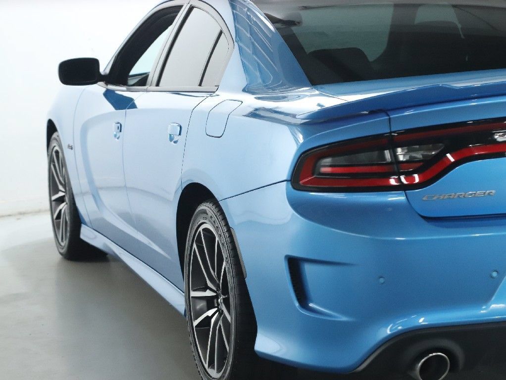 Used 2023 Dodge Charger R/T w/ Plus Group RWD image 39