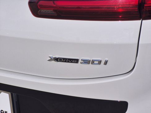 Used 2022 BMW X4 xDrive30i w/ M Sport Package 2 AWD/4WD image 10