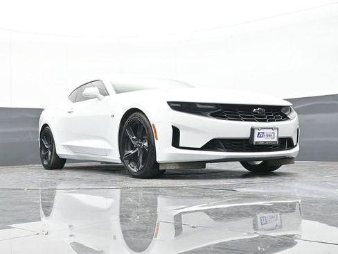 Used 2022 Chevrolet Camaro LT image 47