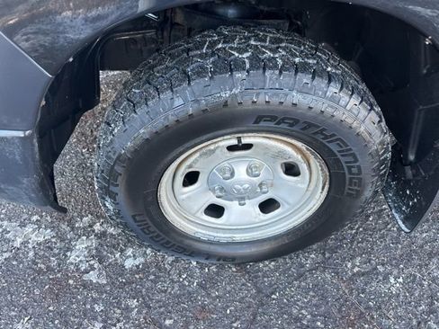 Used 2017 RAM 1500 Tradesman w/ Power & Remote Entry Group image 11