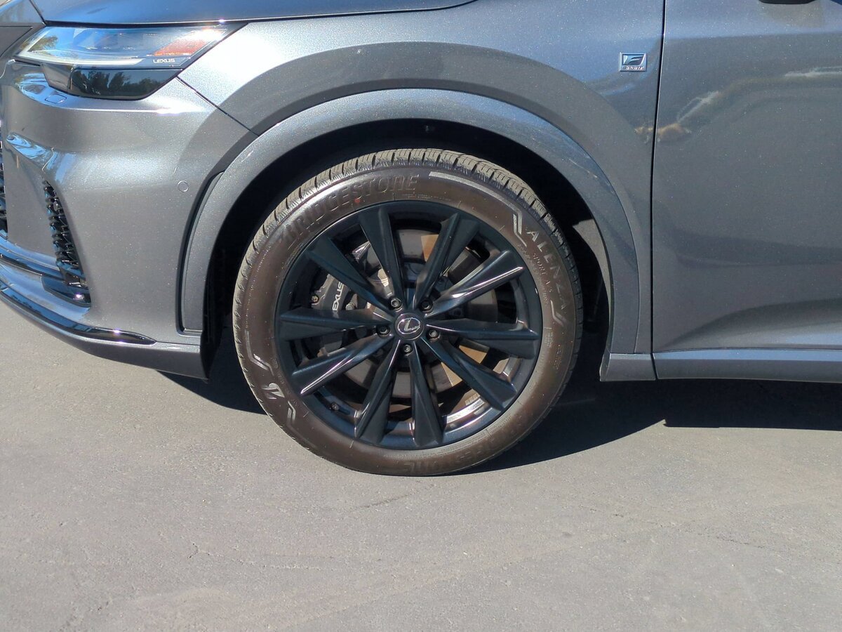 Used 2025 Lexus RX 500h F Sport w/ Convenience Package AWD/4WD image 9