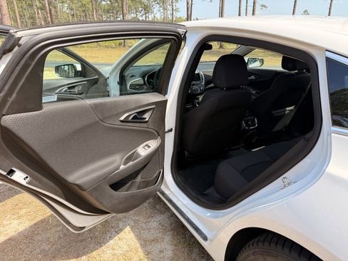 Used 2024 Chevrolet Malibu LT w/ Sport Edition image 22
