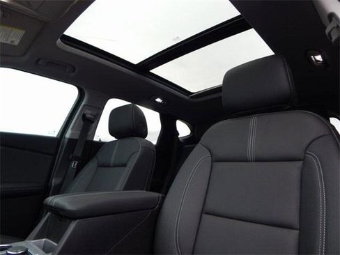 New 2026 Chevrolet Blazer LT w/ LPO, Black Sport Package image 18