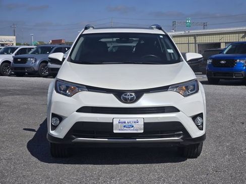 Used 2016 Toyota RAV4 Limited image 2