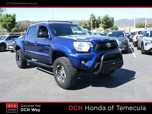 Used 2014 Toyota Tacoma 4x4 Double Cab w/ TRD Off-Road Package image 3