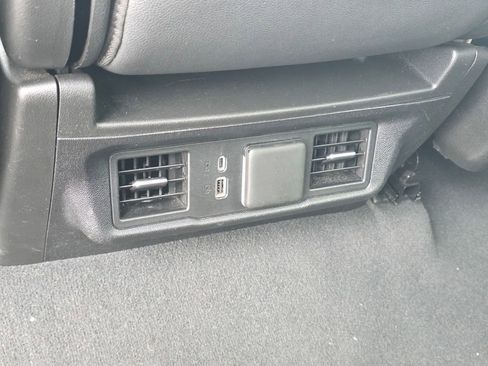 Used 2025 GMC Sierra 1500 SLT RWD image 17