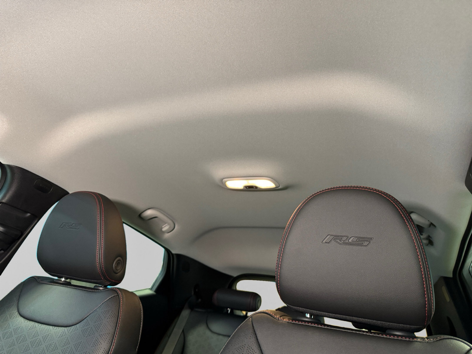 Used 2027 Chevrolet Bolt RS FWD image 25