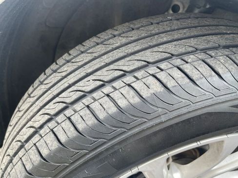 Used 2018 Chevrolet Equinox LS FWD image 4
