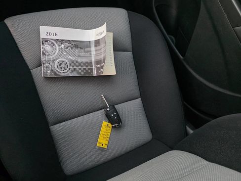 Used 2016 Chevrolet Cruze LS image 51