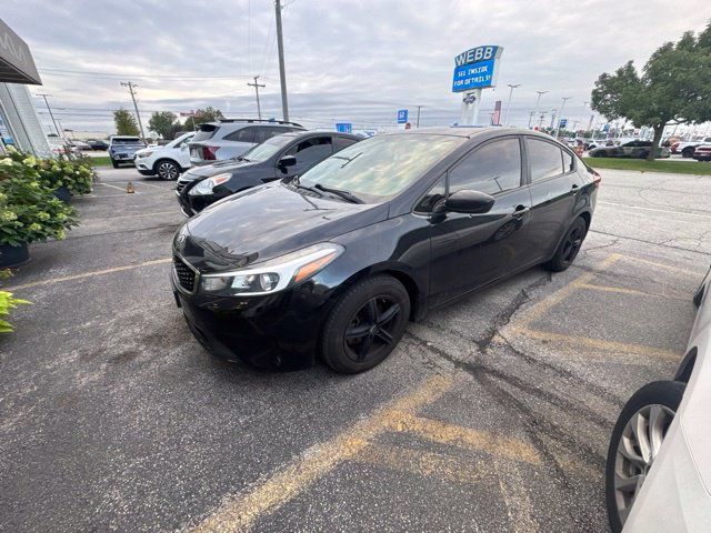 Used 2018 Kia Forte LX w/ LX Popular Package FWD image 5