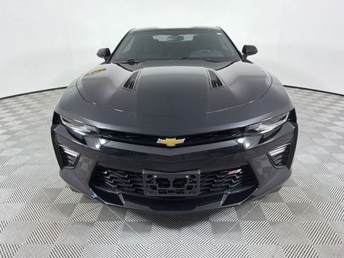 Used 2018 Chevrolet Camaro SS RWD image 9