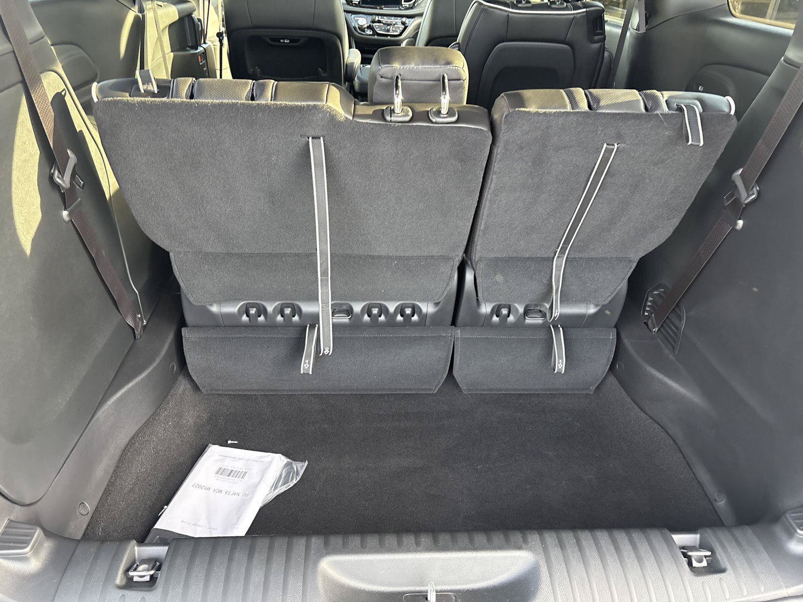New 2027 Chrysler Pacifica Limited AWD/4WD image 12