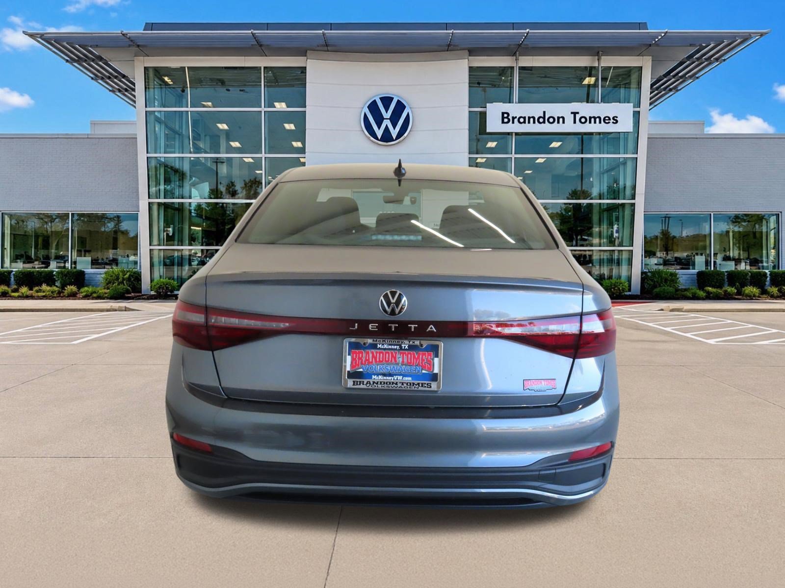 Used 2026 Volkswagen Jetta Sport FWD image 4