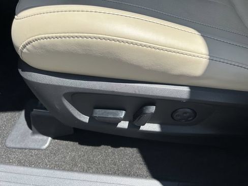 Used 2023 INFINITI QX60 Luxe w/ Cargo Package FWD image 24