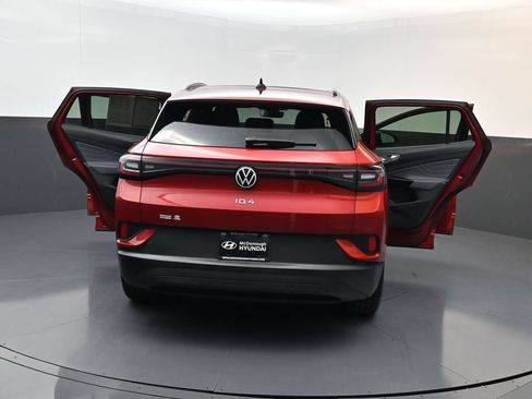 Used 2023 Volkswagen ID.4 Pro S Plus RWD image 32