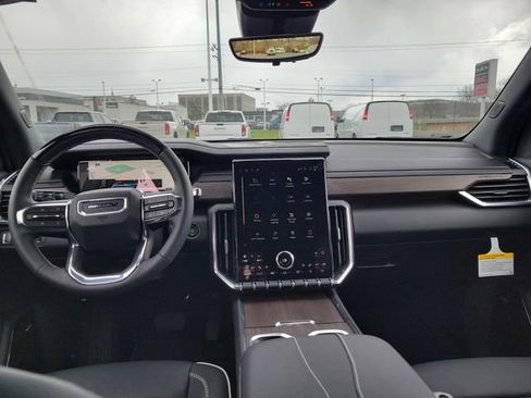 New 2026 GMC Acadia Denali w/ Super Cruise Package image 10