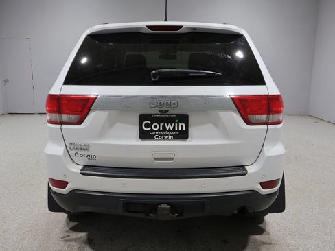 Used 2013 Jeep Grand Cherokee Laredo AWD/4WD image 3