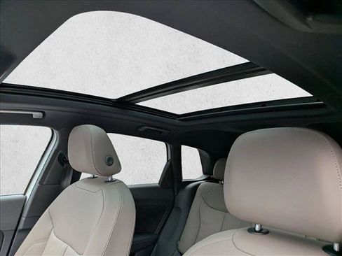 New 2026 Audi Q3 quattro 2.0T AWD/4WD image 15