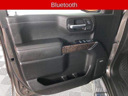 Used 2019 GMC Sierra 1500 Denali w/ Driver Alert Package II AWD/4WD image 10