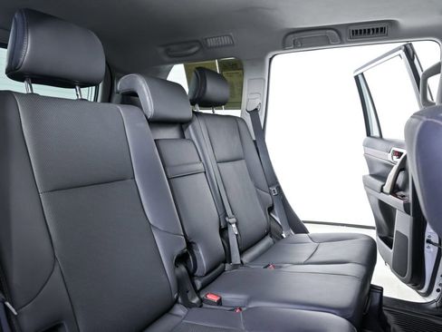 Used 2019 Lexus GX 460 Premium AWD/4WD image 23