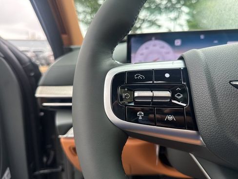 New 2026 Genesis GV80 2.5T Prestige AWD/4WD image 18