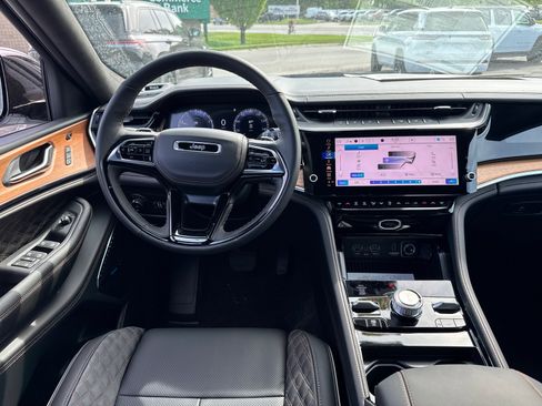 New 2026 Jeep Grand Cherokee Summit AWD/4WD image 8