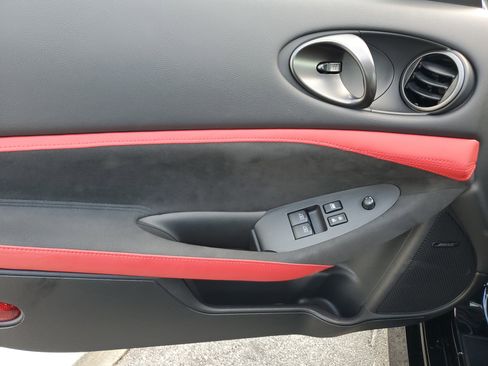 Certified 2024 Nissan Z Performance w/ Floor Mat Package image 23