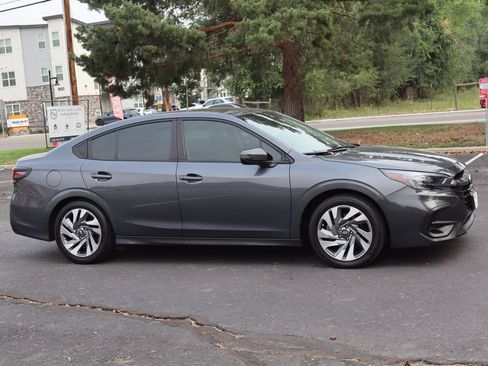 Used 2023 Subaru Legacy Limited AWD/4WD image 2