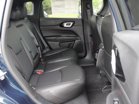 New 2026 Jeep Compass Trailhawk AWD/4WD image 27