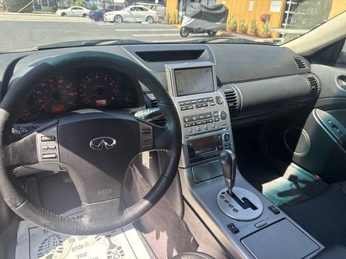 Used 2004 INFINITI G35 Coupe w/ Premium Pkg RWD image 14