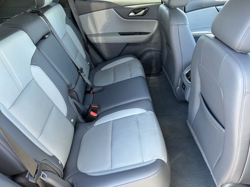 Used 2020 Chevrolet Blazer LT image 12