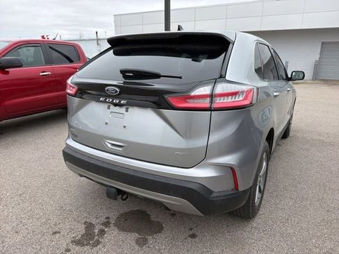 Certified 2022 Ford Edge SEL w/ Convenience Package AWD/4WD image 11