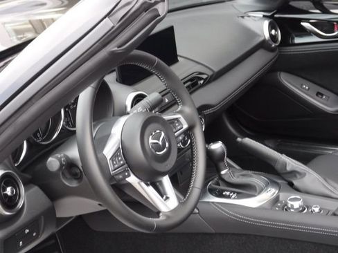 Used 2025 MAZDA MX-5 Miata RF Grand Touring w/ Weather Package image 24