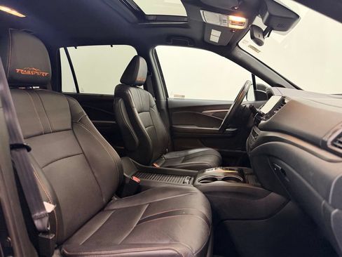 Used 2023 Honda Passport TrailSport image 19