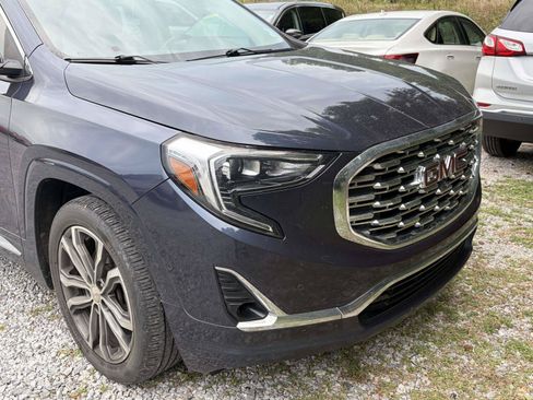 Used 2019 GMC Terrain Denali w/ Advanced Safety Package FWD image 4