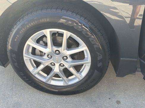 Used 2023 Chevrolet Equinox LT image 14